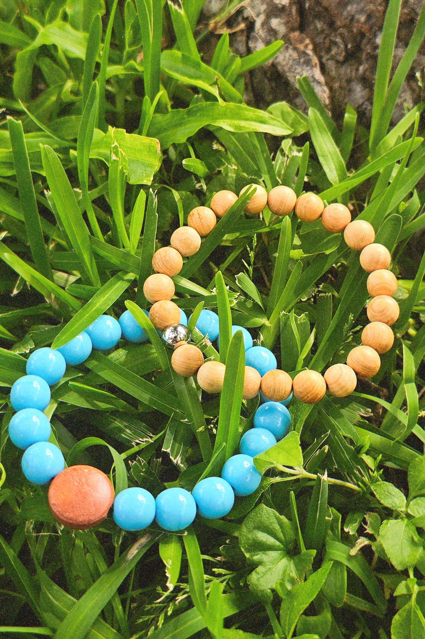 Blue Spur Bracelet - Druk Glass, Bayong Wood