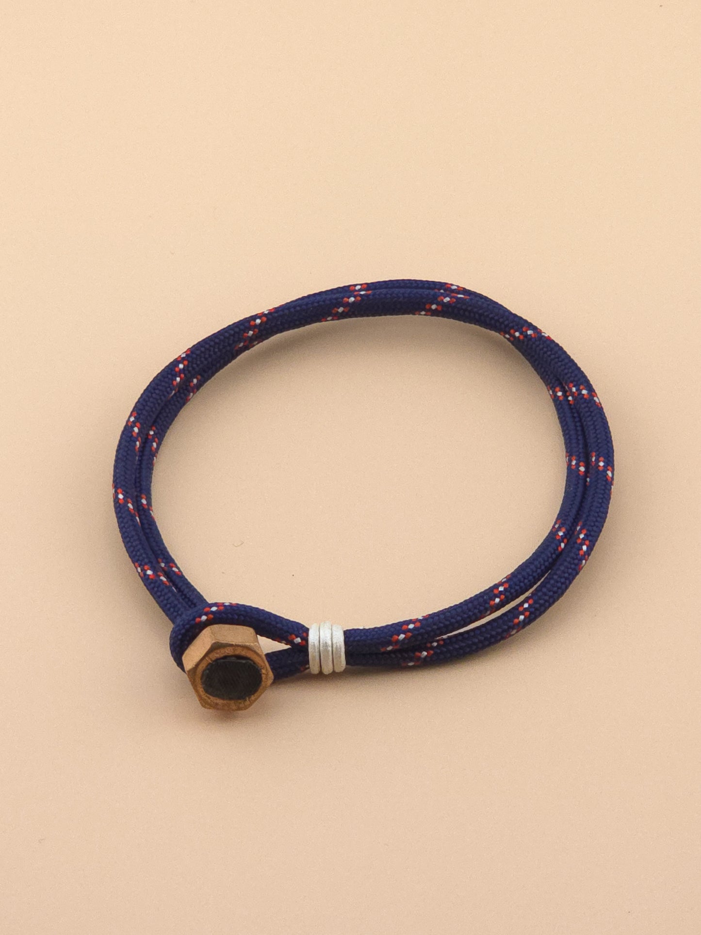 Nautical Nonsense Men’s Paracord Bracelet
