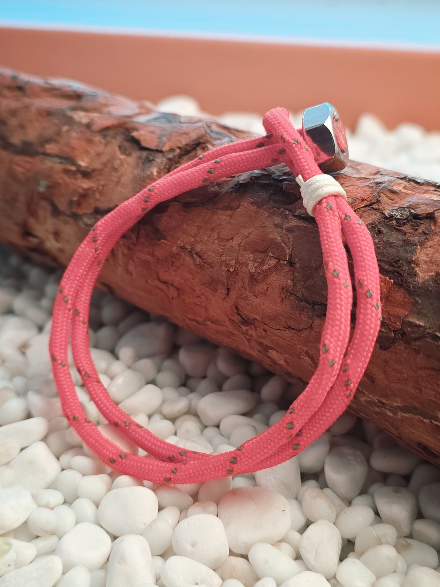 Signal Line Men’s Paracord Bracelet