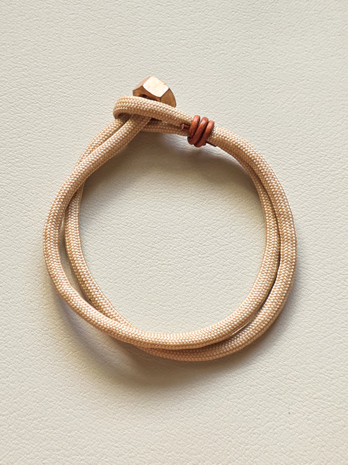 Desert Bronze Men’s Paracord Bracelet