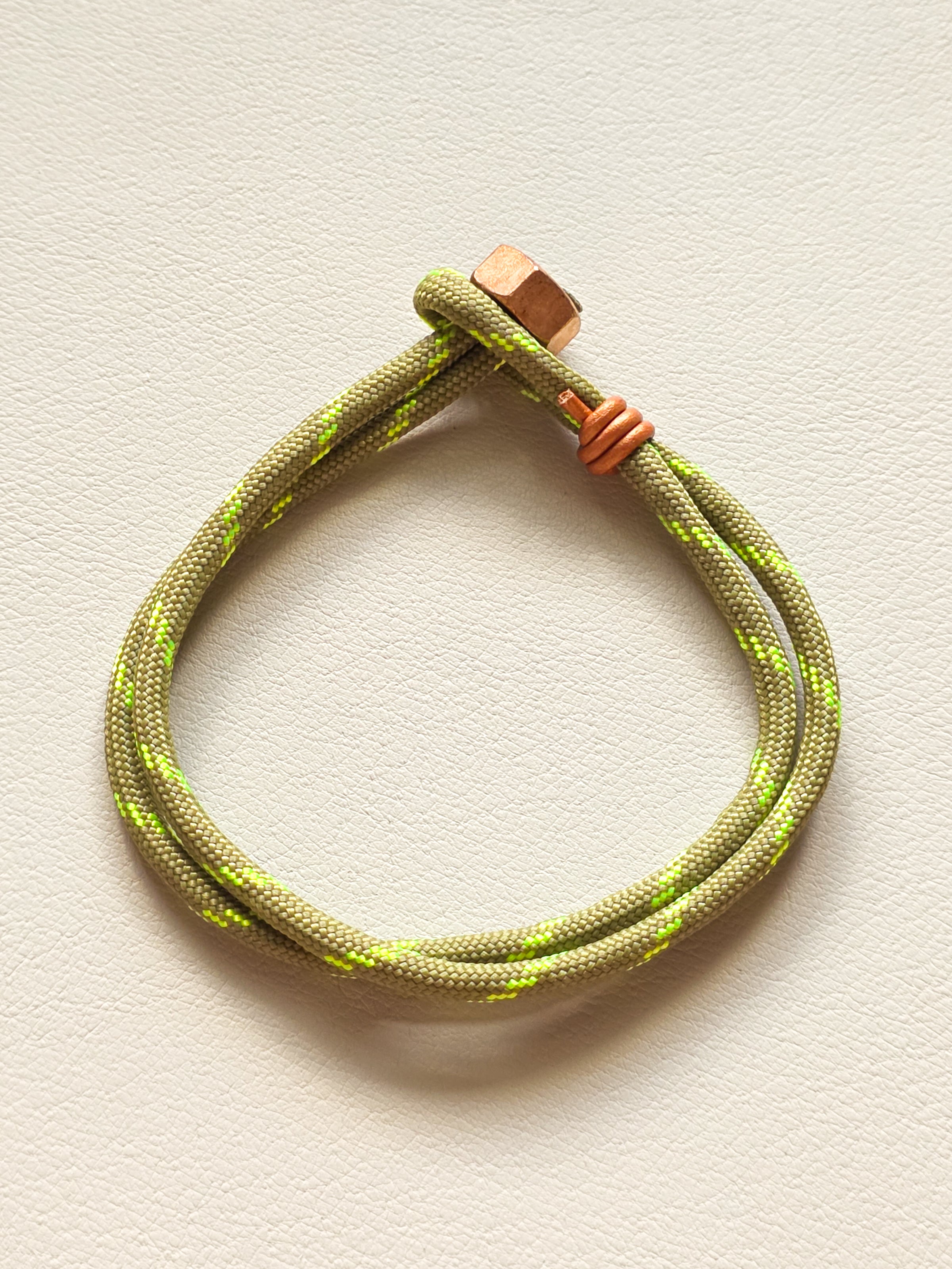Neon Ridge Men’s Paracord Bracelet