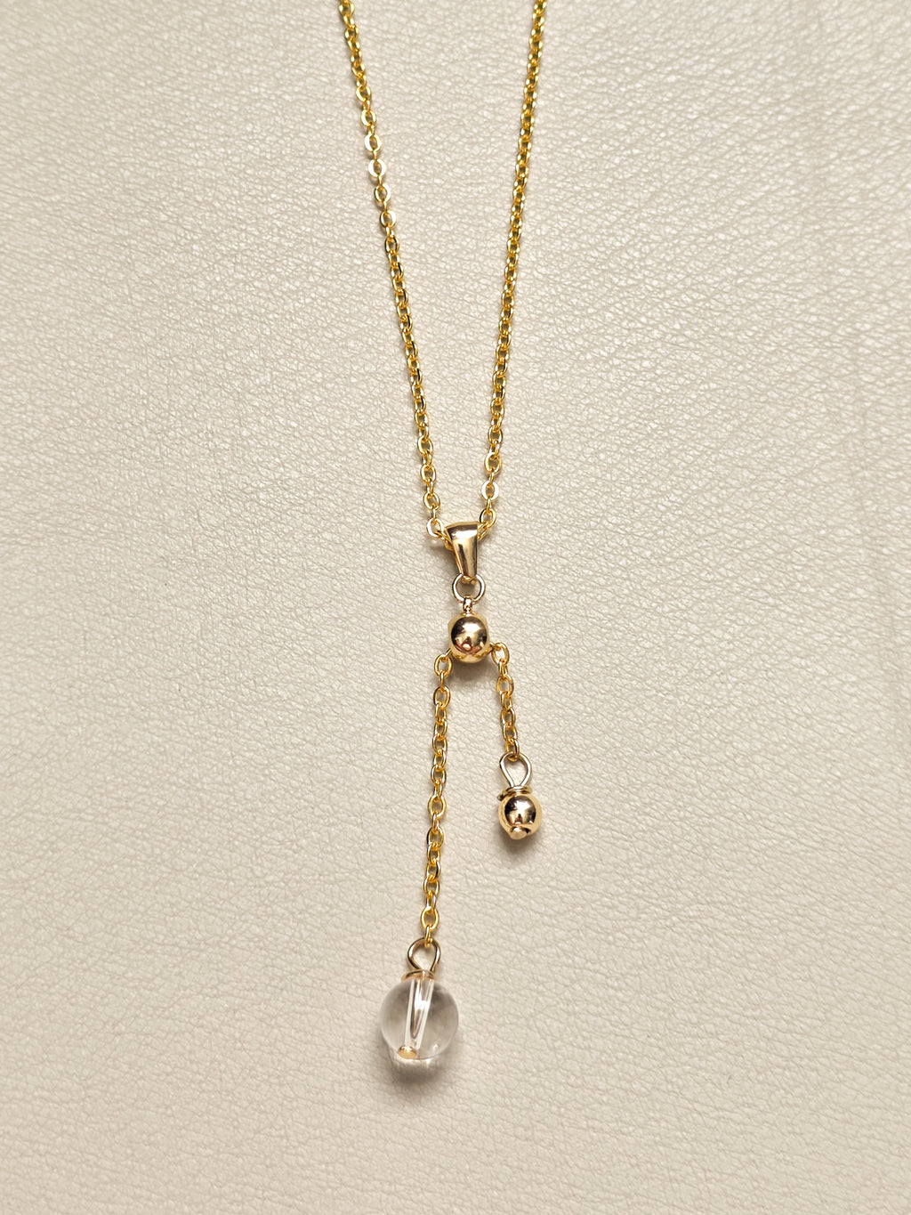 Gold Sliding Quartz Pendant Necklace