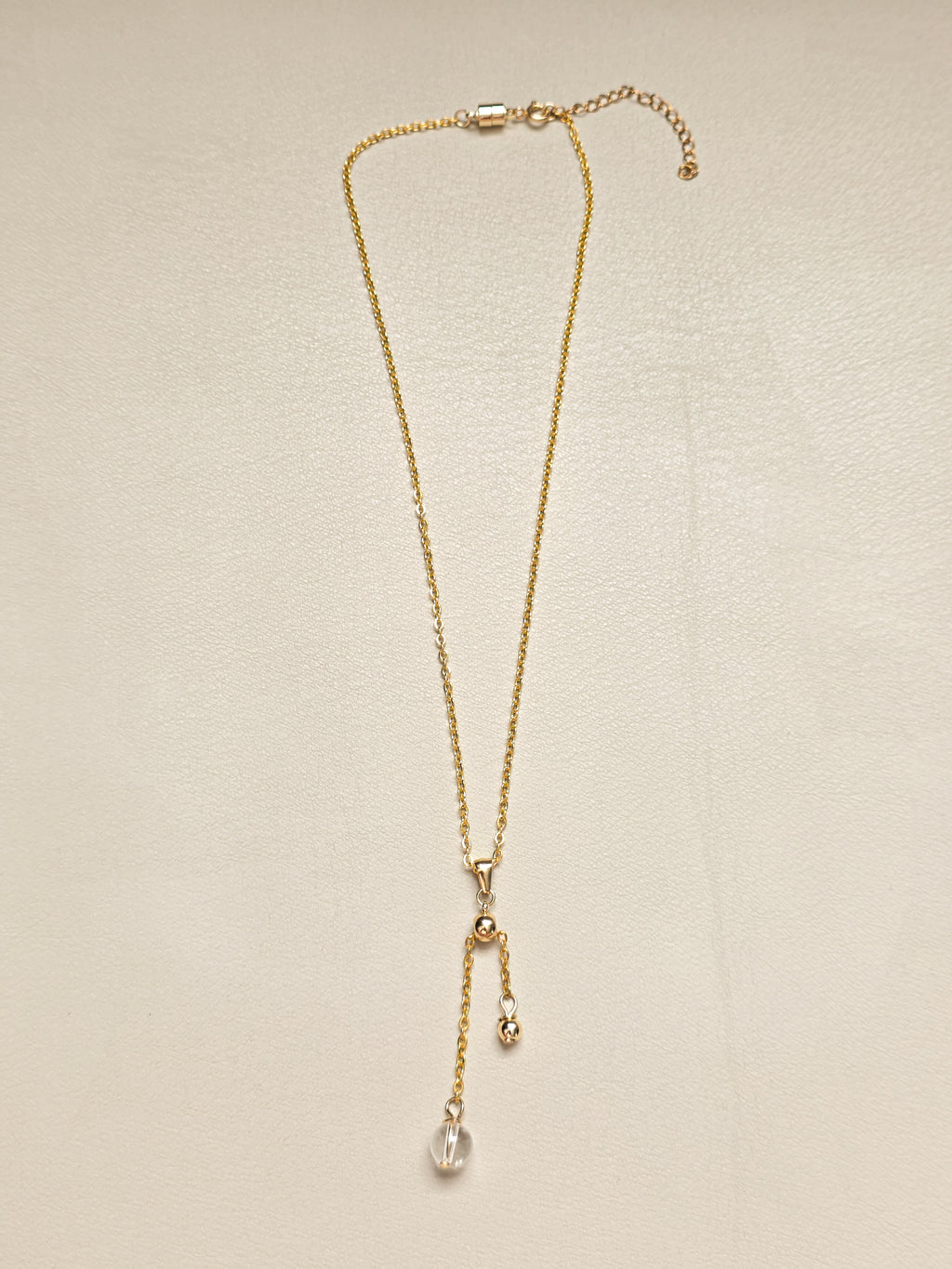 Gold Sliding Quartz Pendant Necklace