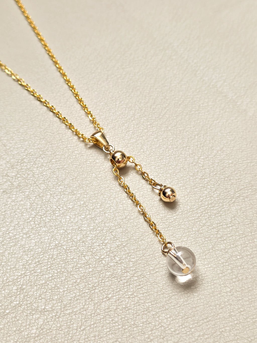 Gold Sliding Quartz Pendant Necklace