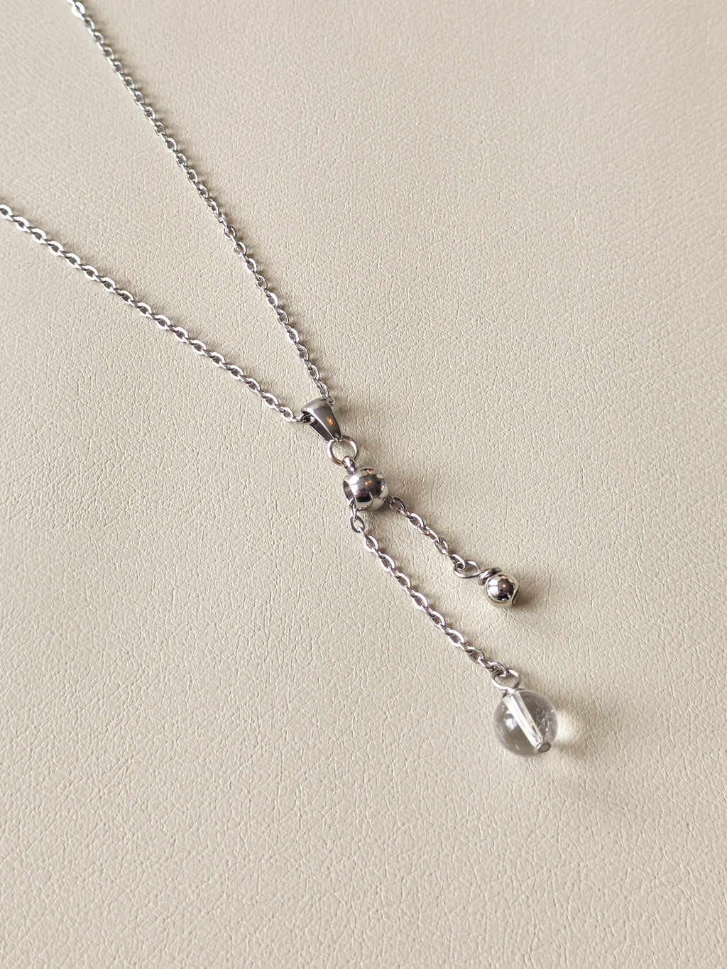 Silver Sliding Quartz Pendant Necklace
