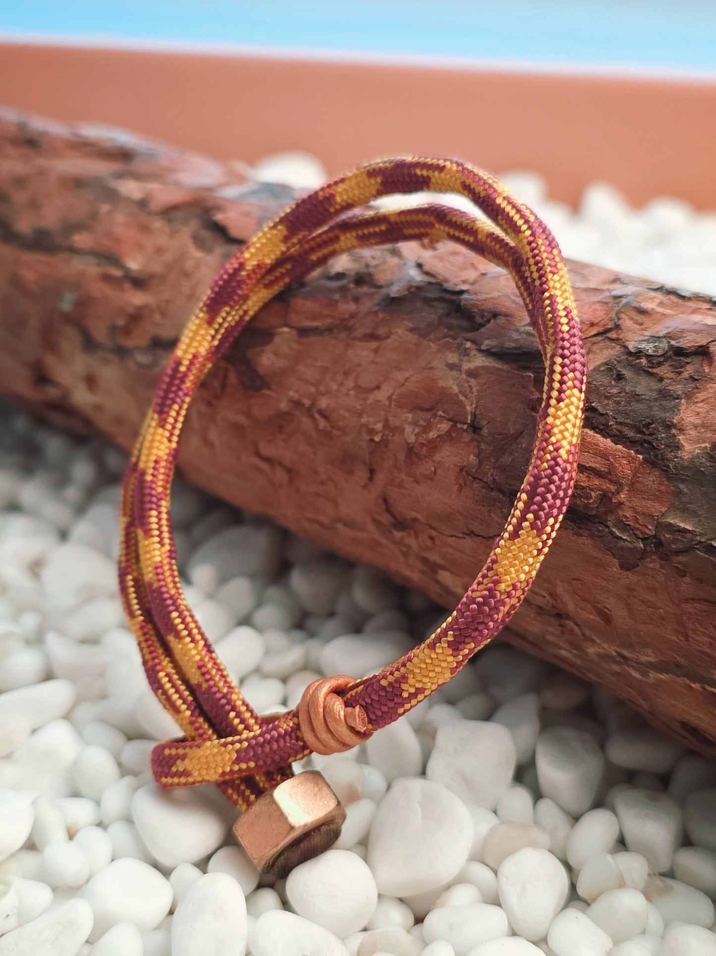 Houndstooth Range Men’s Paracord Bracelet