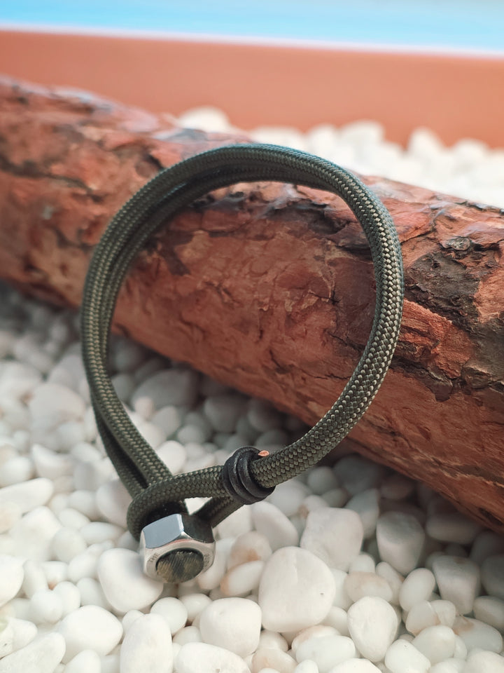 Olive Drab Elite Men’s Paracord Bracelet