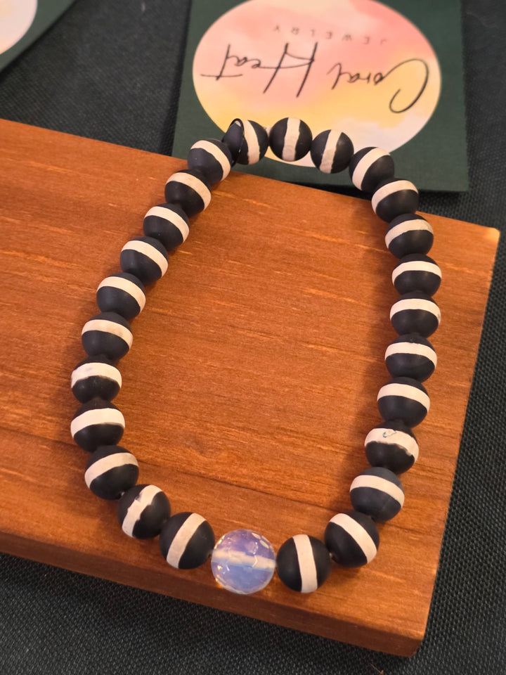Tibetan Agate Bracelet